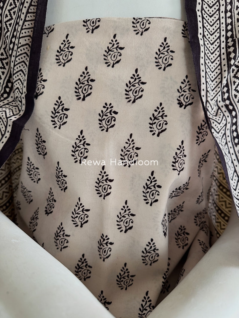 White-Black Bagh Print Cotton Suit BGCSJ0213
