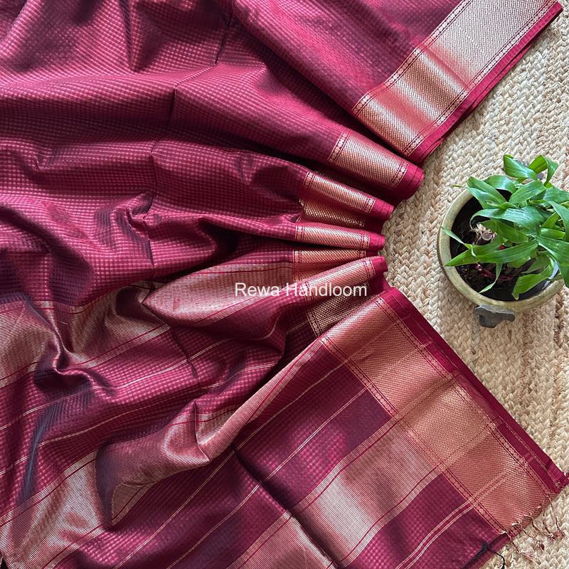 Exclusive Maheshwari 75% Silk Maroon Saree SS037