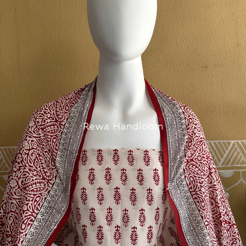 White-Red Bagh Print Cotton Suit BGCSJ0197