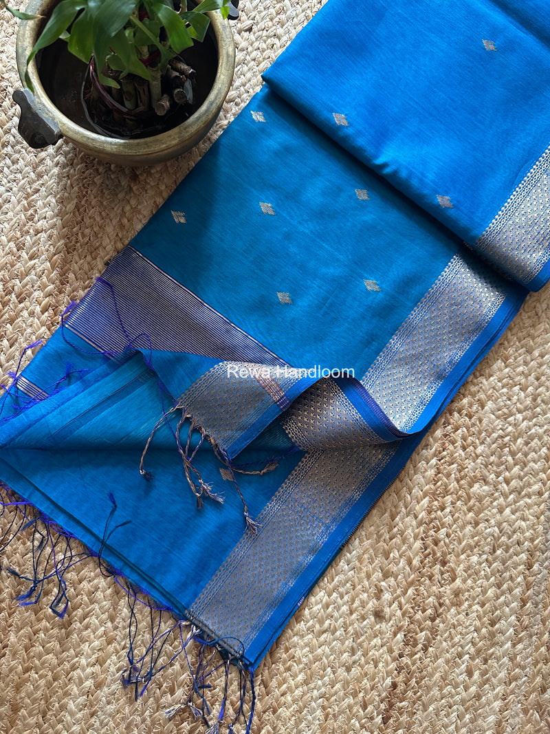 Maheshwari Shaded Butti Saree