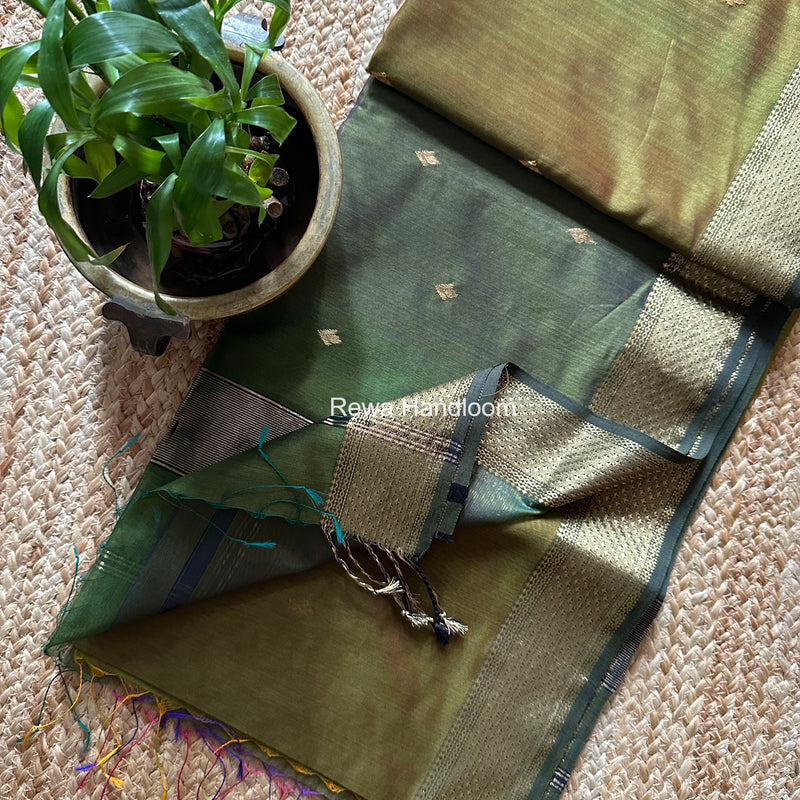 Maheshwari Shaded Butti Saree
