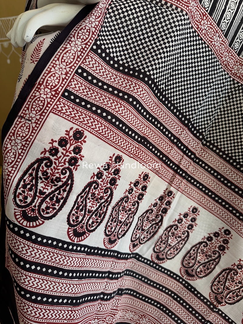 White-Black Bagh Print Cotton Suit BGCSJ0216