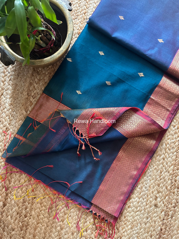 Maheshwari Shaded Butti Saree