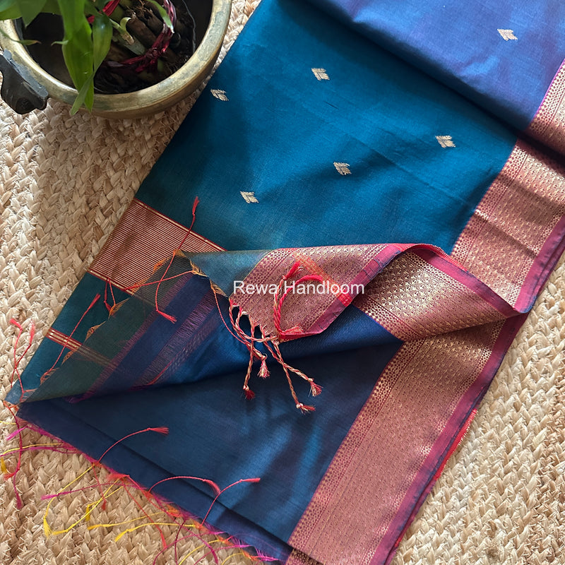 Maheshwari Shaded Butti Saree