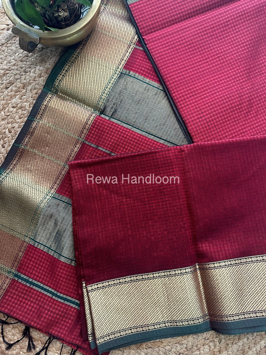 Exclusive Maheswari Maroon 75% Silk Saree SS09