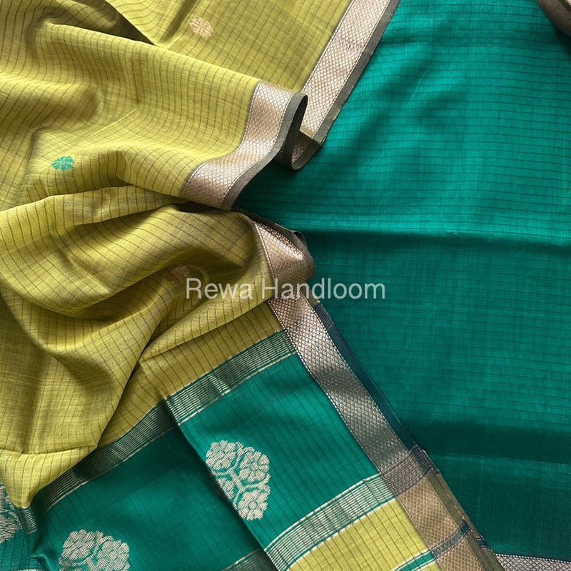 Maheshwari Motifs Top-Dupatta Set