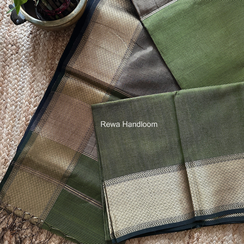 Exclusive Maheshwari Mehendi Green Tissue Silk Saree ZTS0173