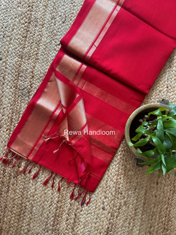 Exclusive Maheswari Self Checks Saree