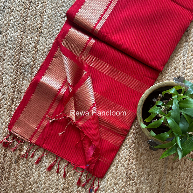 Exclusive Maheswari Self Checks Saree