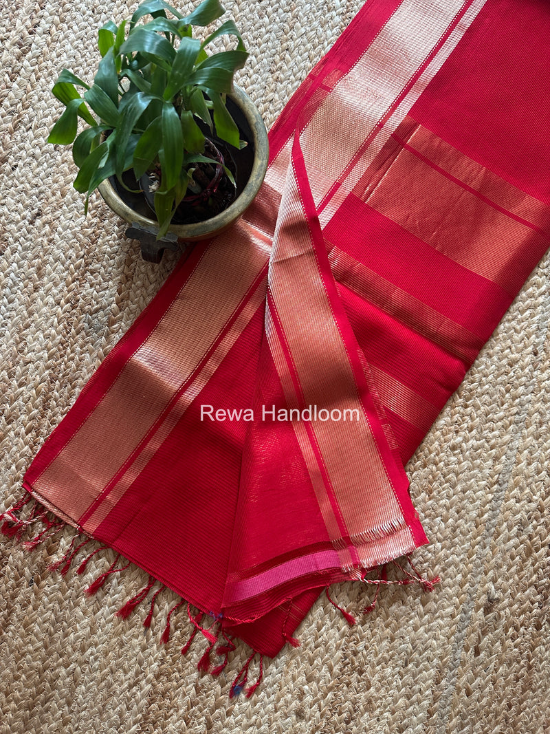 Exclusive Maheswari Self Checks Red Saree MCS078