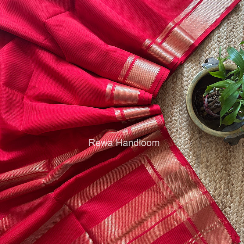 Exclusive Maheswari Self Checks Red Saree MCS078