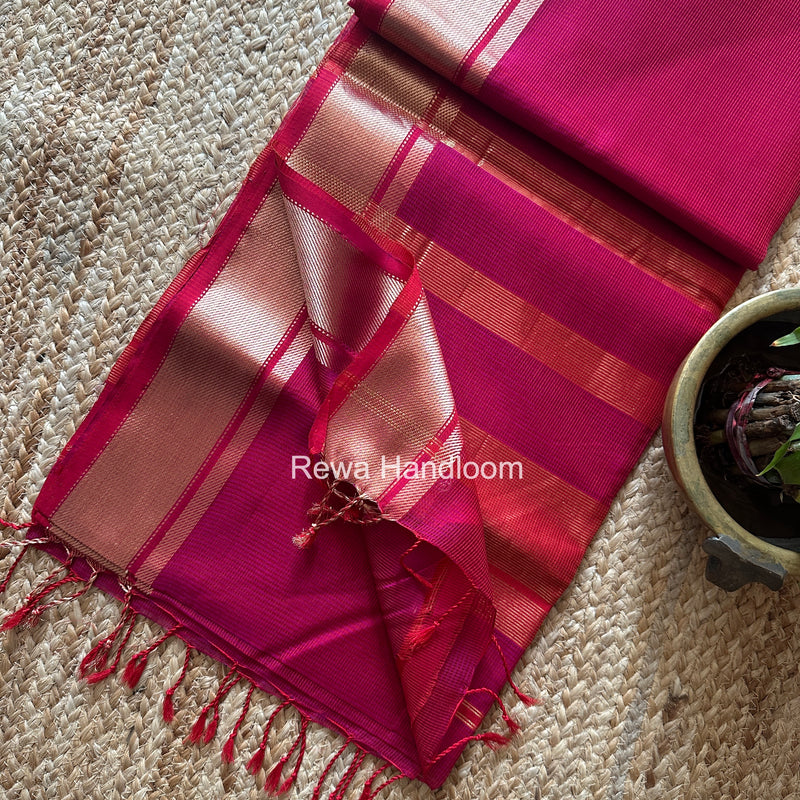 Exclusive Maheswari Self Checks Saree