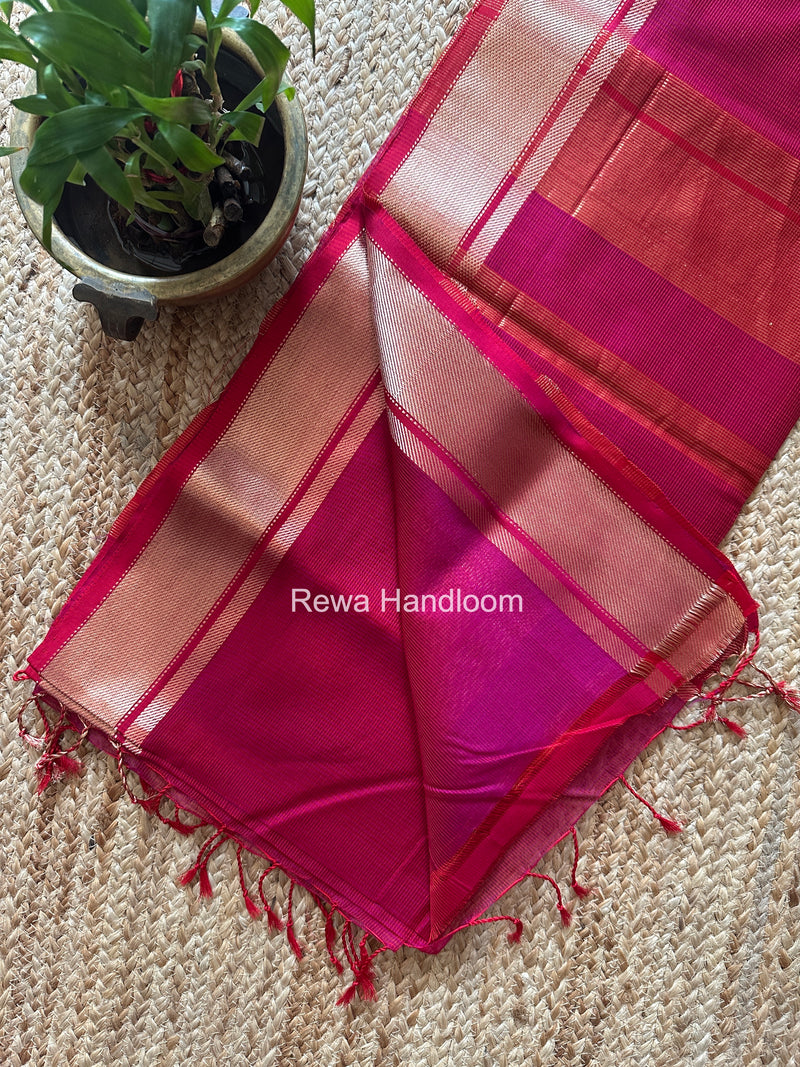 Exclusive Maheswari Self Checks Rani Pink Saree MCS080