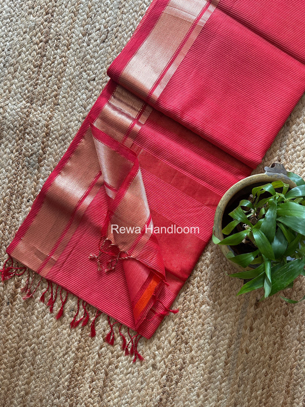Exclusive Maheswari Self Checks Saree