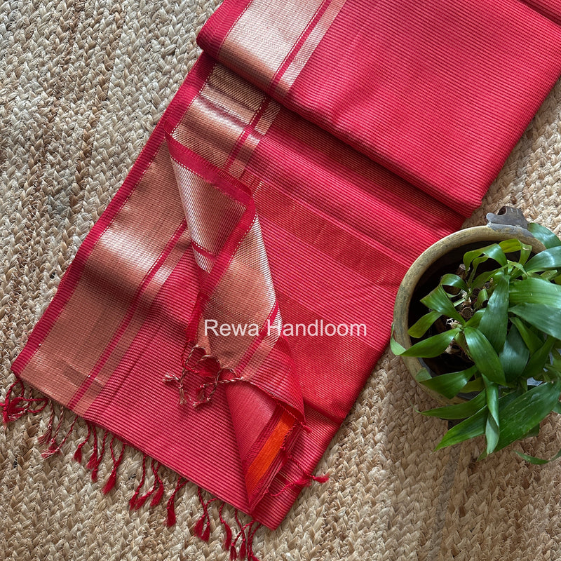 Exclusive Maheswari Self Checks Saree