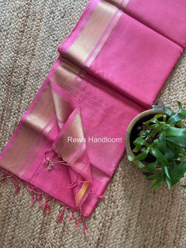 Exclusive Maheswari Self Checks Saree