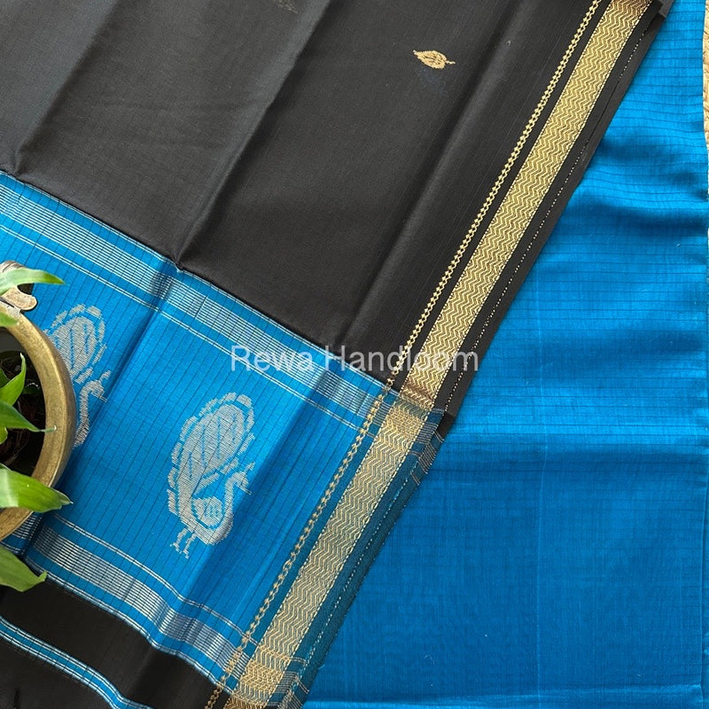 Maheshwari Dark Blue-Black Motifs Top-Dupatta Set MS035