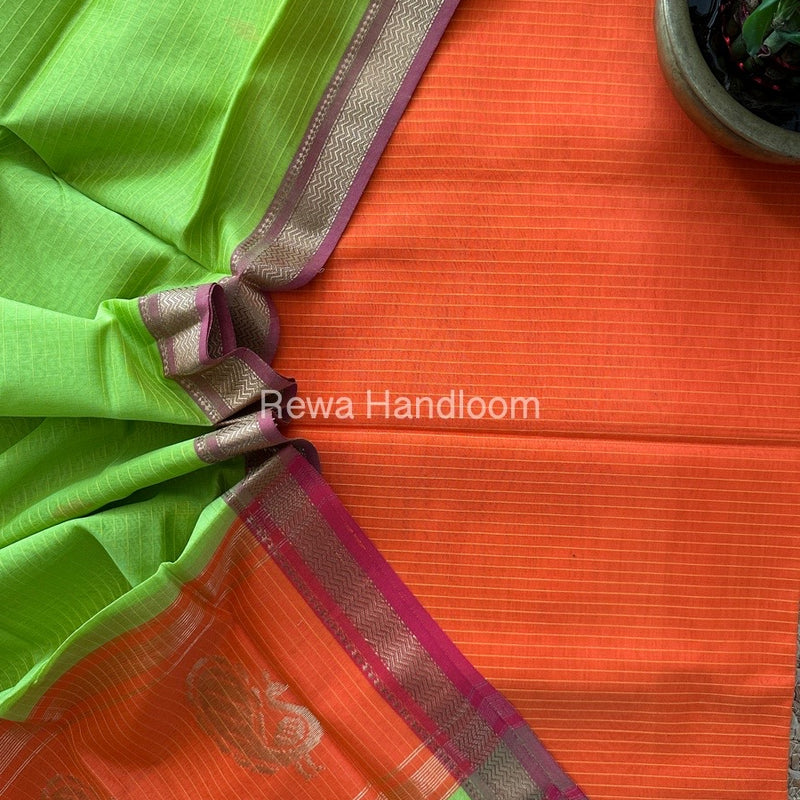 Maheshwari Peacock Buta-Buti Top-Dupatta Set 