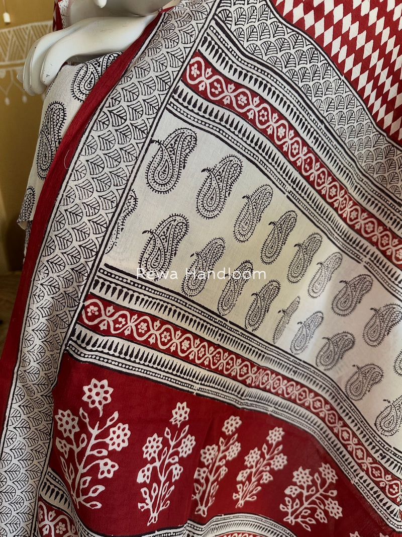 White-Red Bagh Print Cotton Suit BGCSJ0165