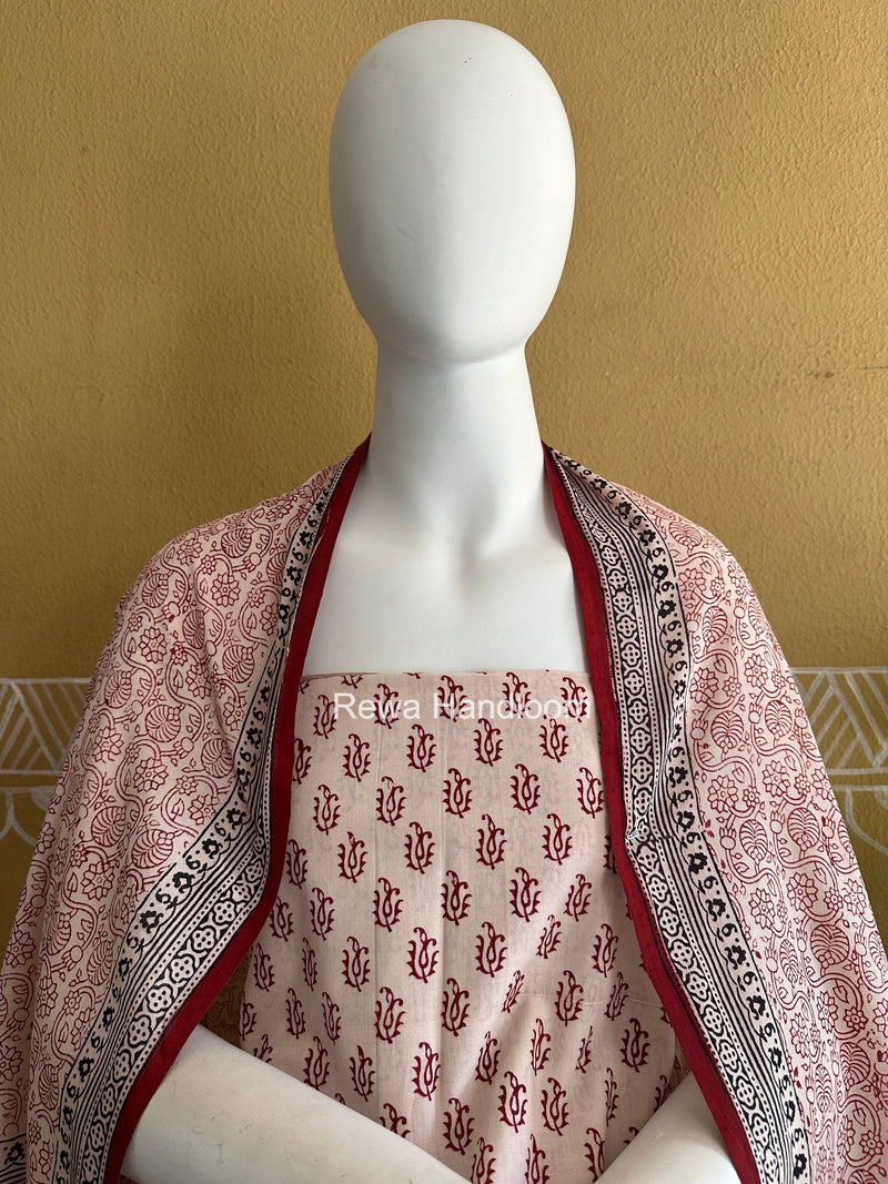 White-Red Bagh Print Cotton Suit BGCSJ0222
