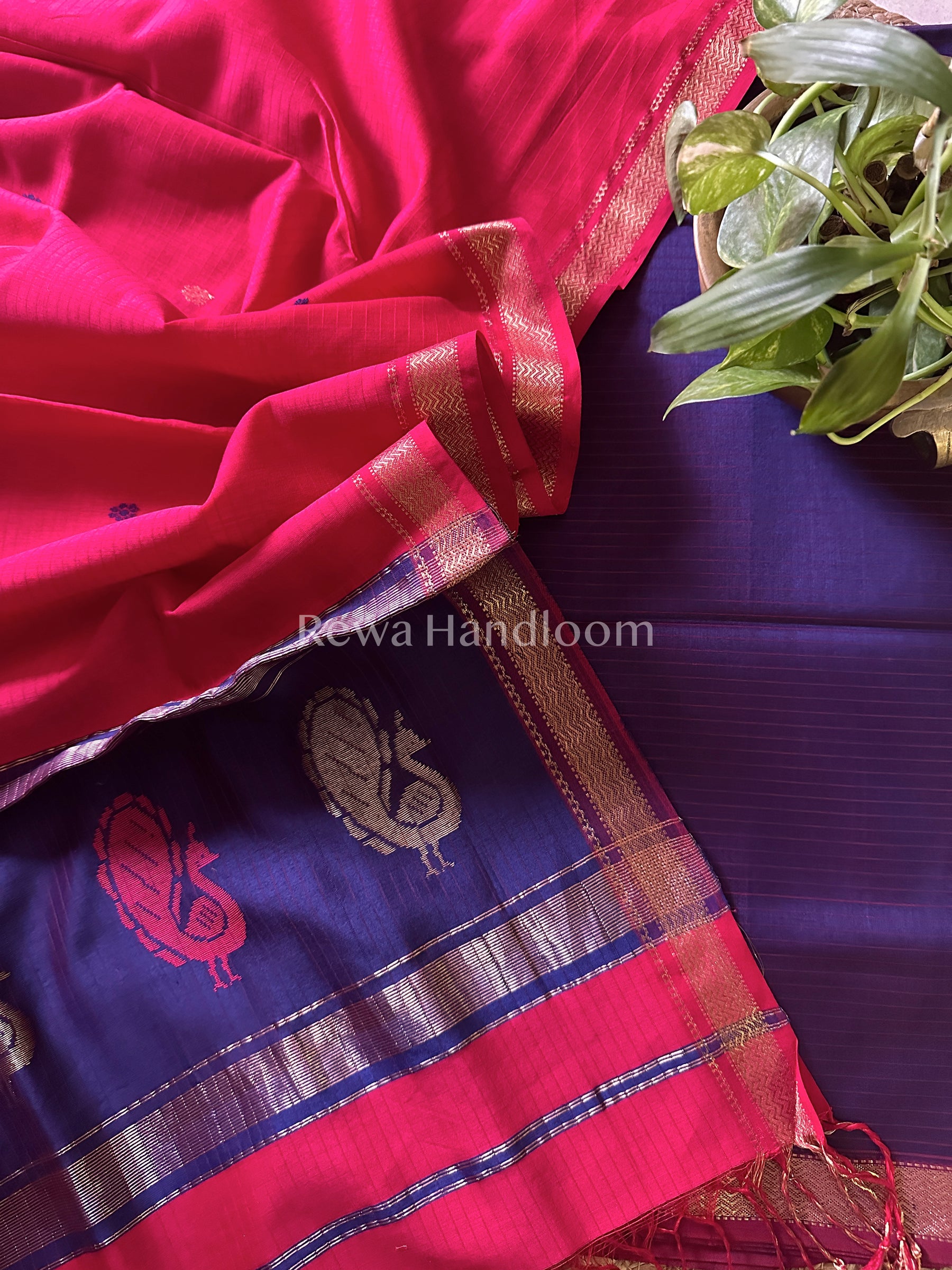 Maheshwari Blue-Fuchsia Red Peacock Buta-Buti Top-Dupatta Set-BTP040