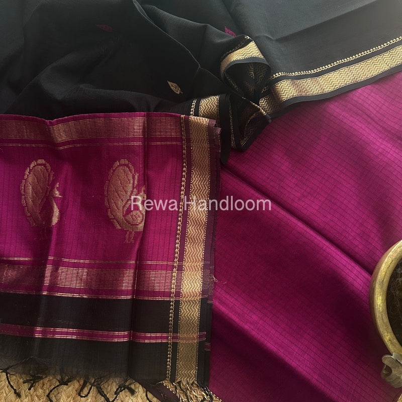 Maheshwari Magenta-Black Motifs Top-Dupatta Set MS097