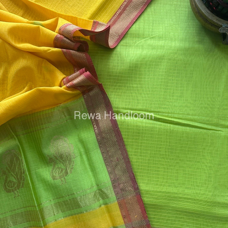 Maheshwari Motifs Top-Dupatta Set