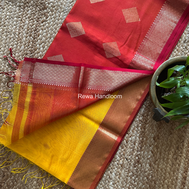 Yellow Butta Pallu Zari Border Maheshwari Saree DBTS01