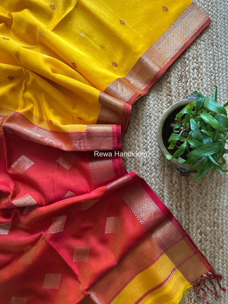 Yellow Butta Pallu Zari Border Maheshwari Saree DBTS01