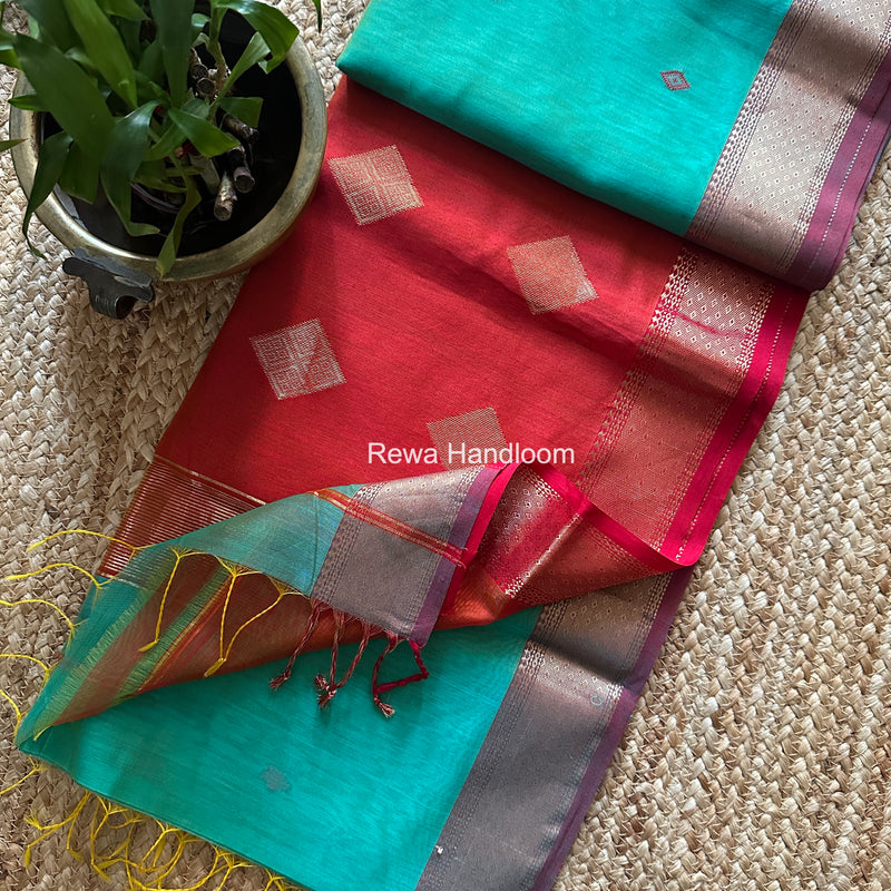 Butta Pallu Zari Border Maheshwari Saree