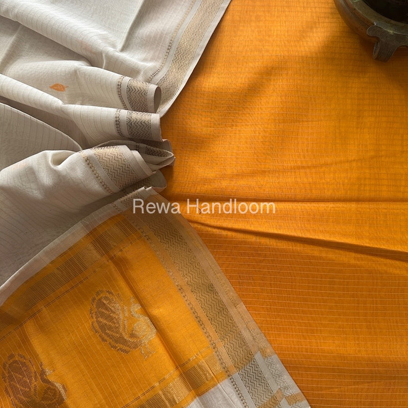 Maheshwari Peacock Buta-Buti Top-Dupatta Set 