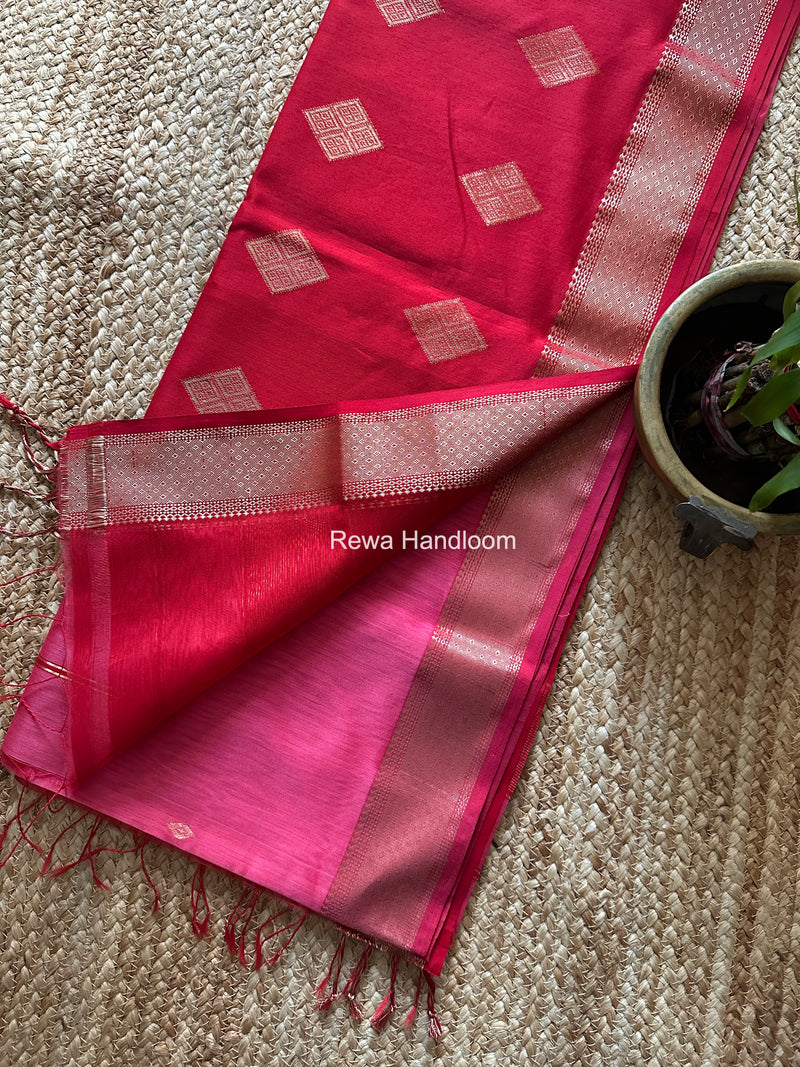 Pink Butta Pallu Zari Border Maheshwari Saree DBTS05