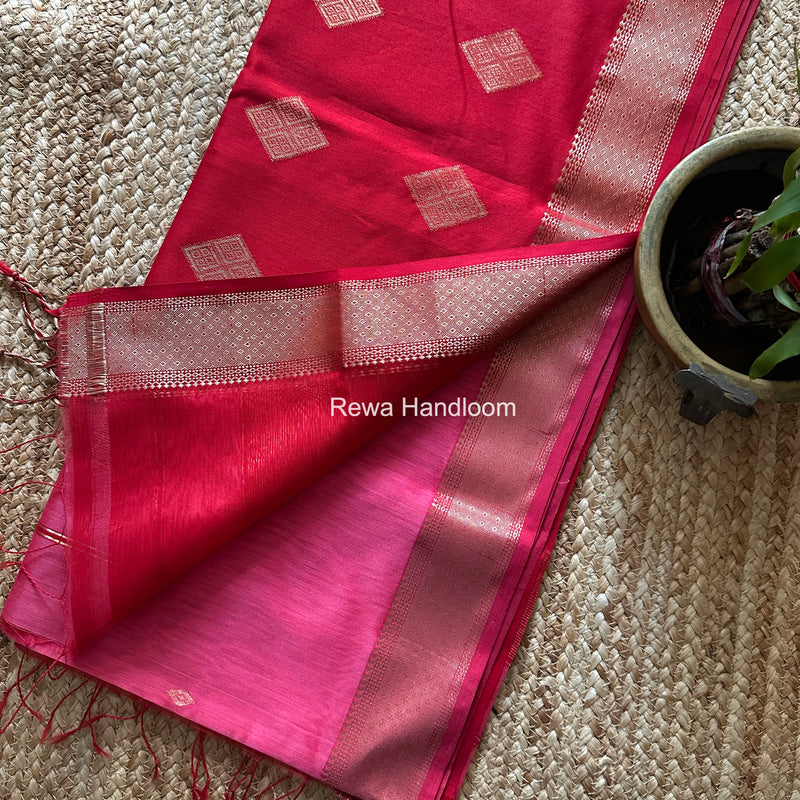 Pink Butta Pallu Zari Border Maheshwari Saree DBTS05