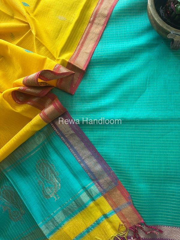 Maheshwari Motifs Top-Dupatta Set 