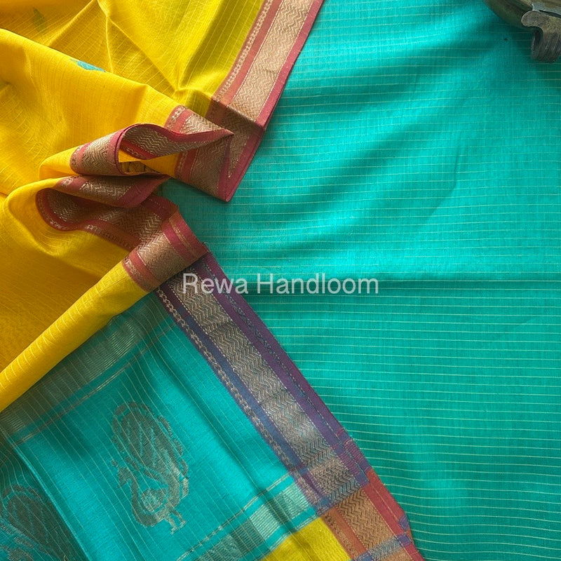 Maheshwari Motifs Top-Dupatta Set 