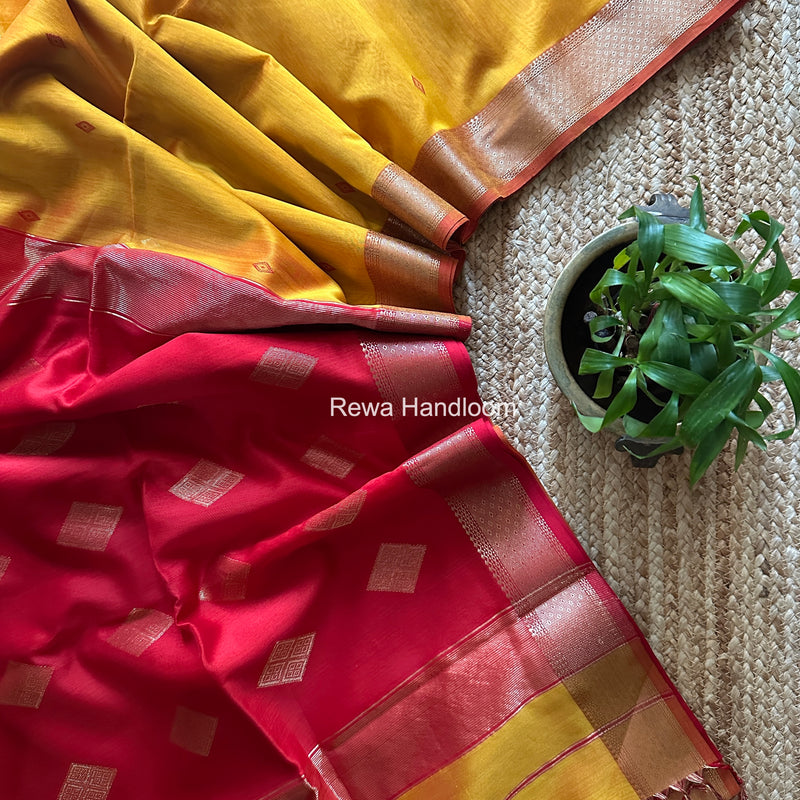 Mustard Yellow Butta Pallu Zari Border Maheshwari Saree DBTS04