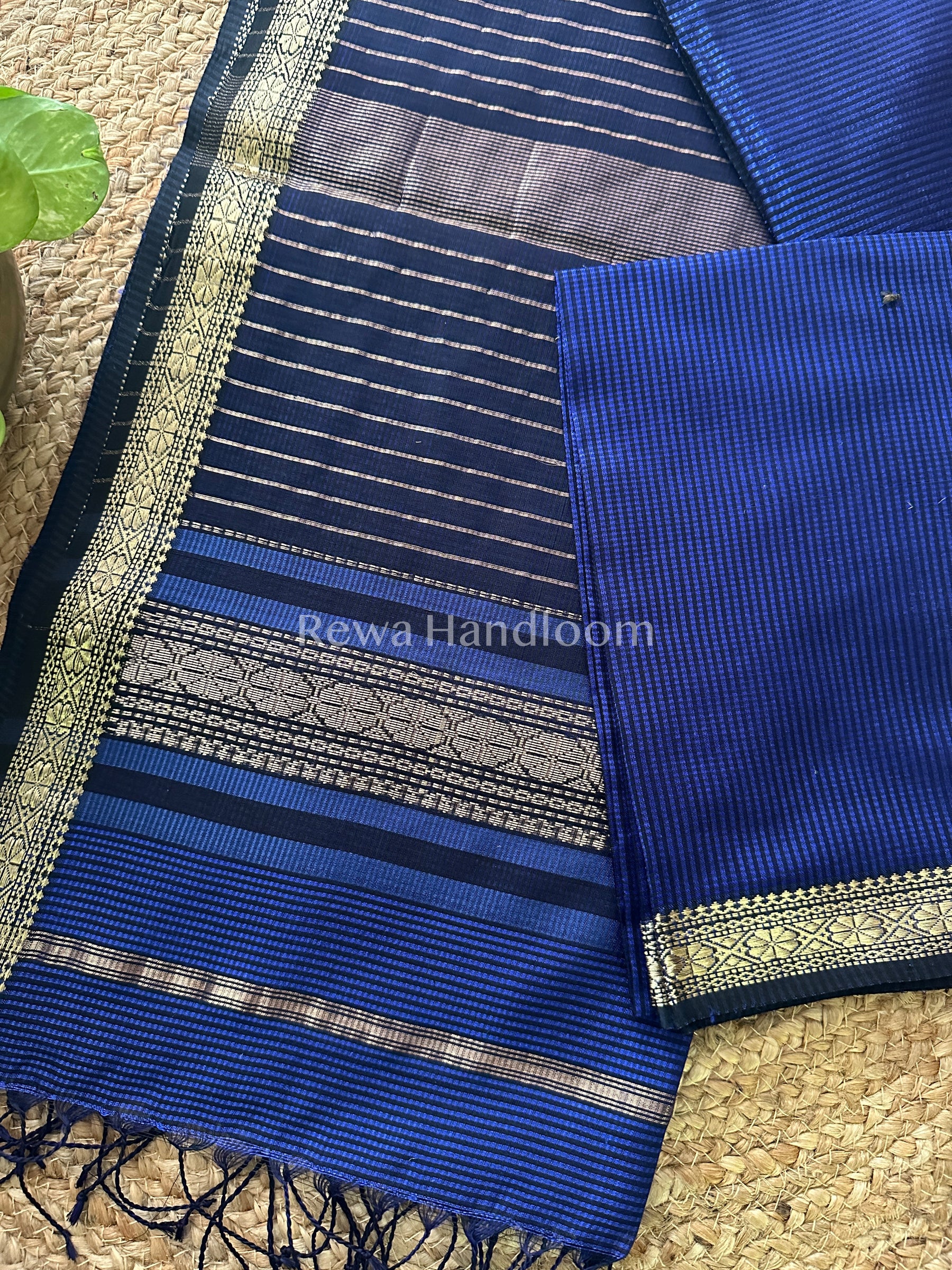 Maheshwari Dak Blue Garbha Reshami Silk Saree-GS10