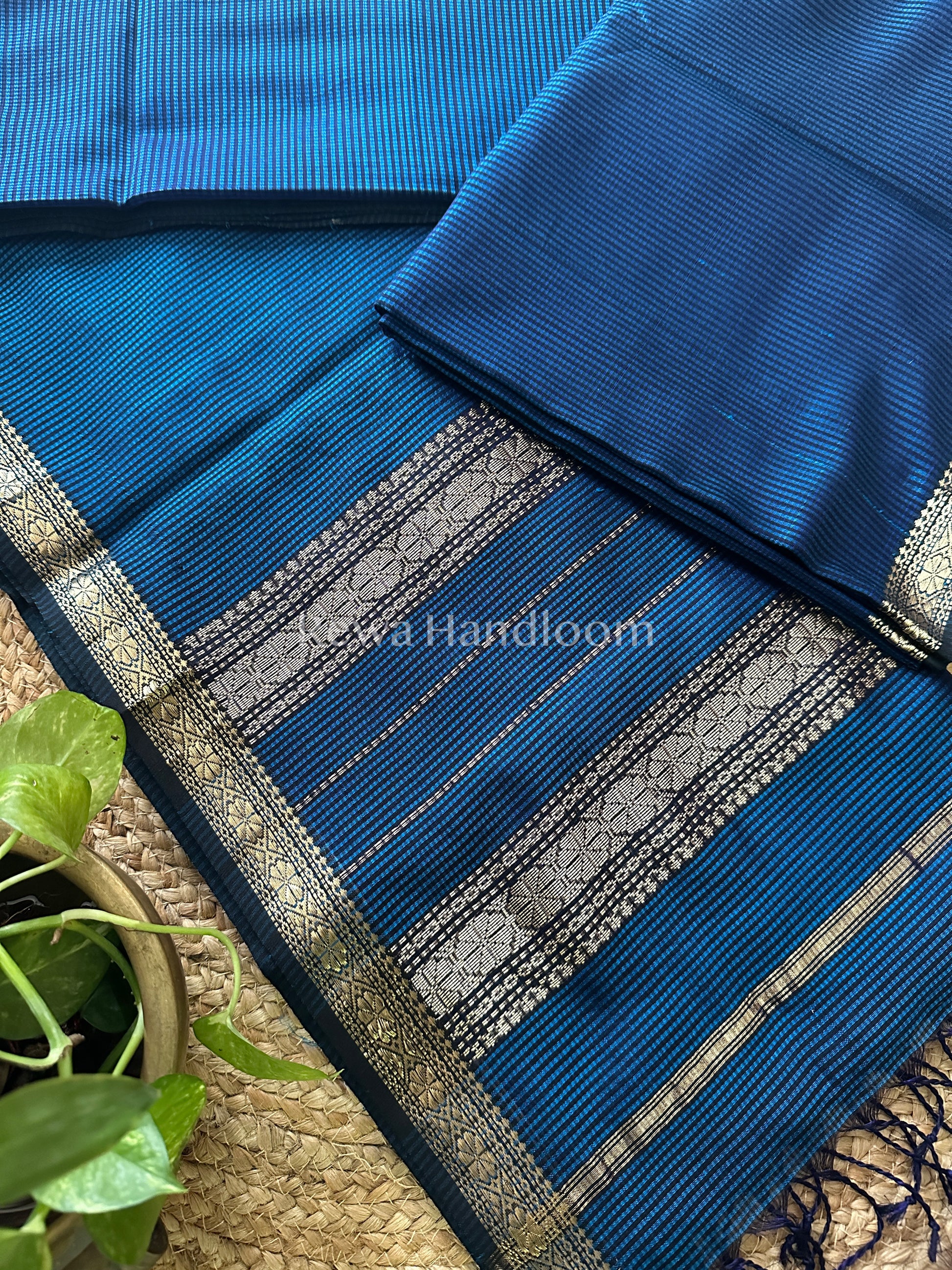 Maheshwari Rama Green Garbha Reshami Silk Saree-GS12