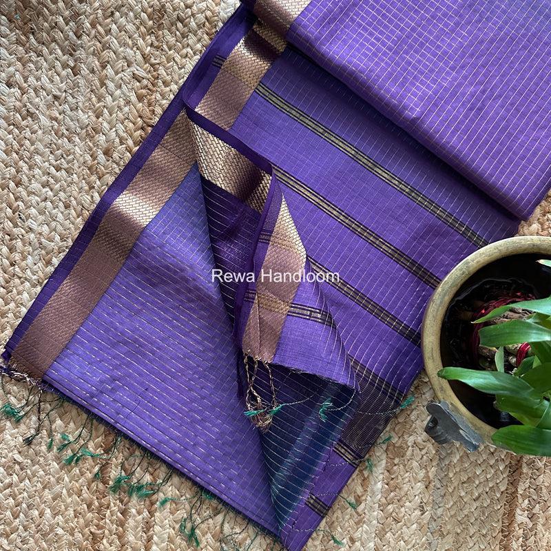 Maheshwari Zari Checks Shaded Saree