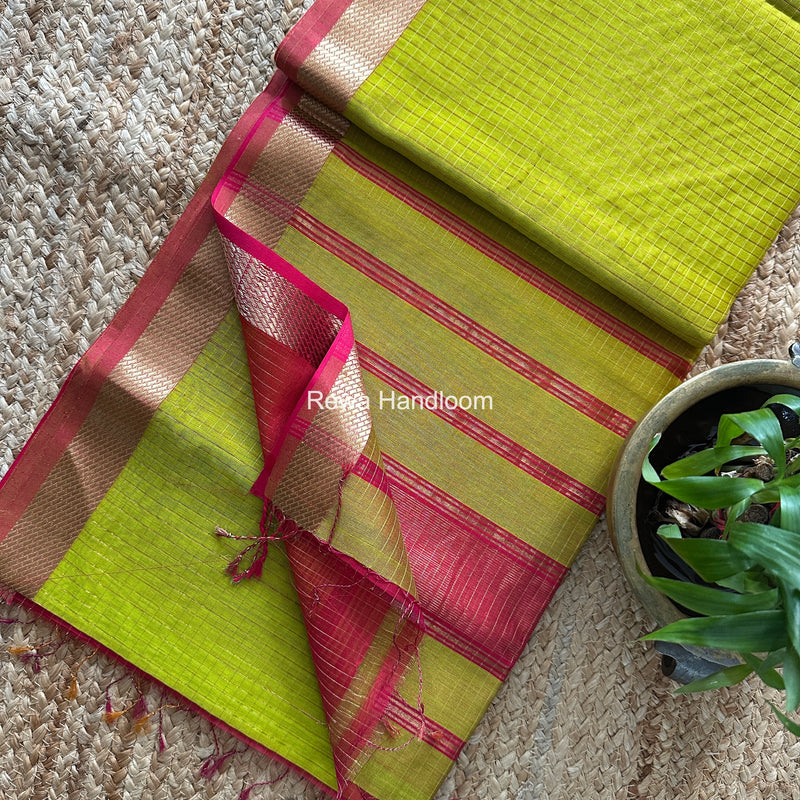 Maheshwari Zari Checks Shaded Saree