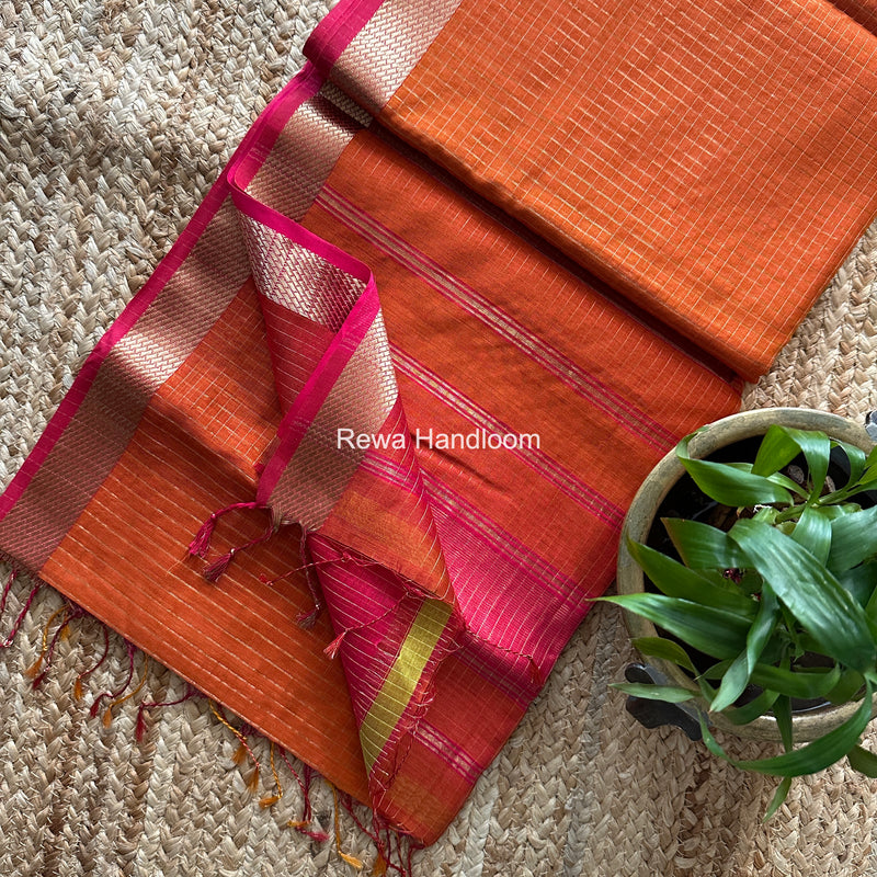 Maheshwari Zari Checks Shaded Saree