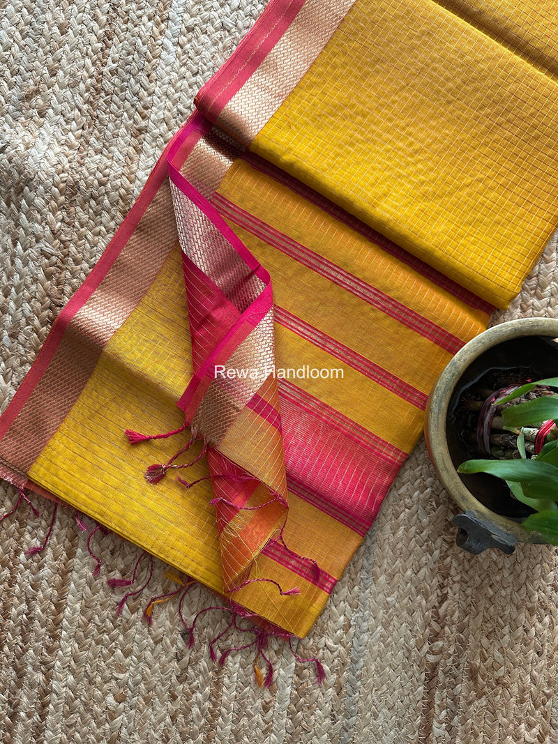 Maheshwari Zari Checks Shaded Saree