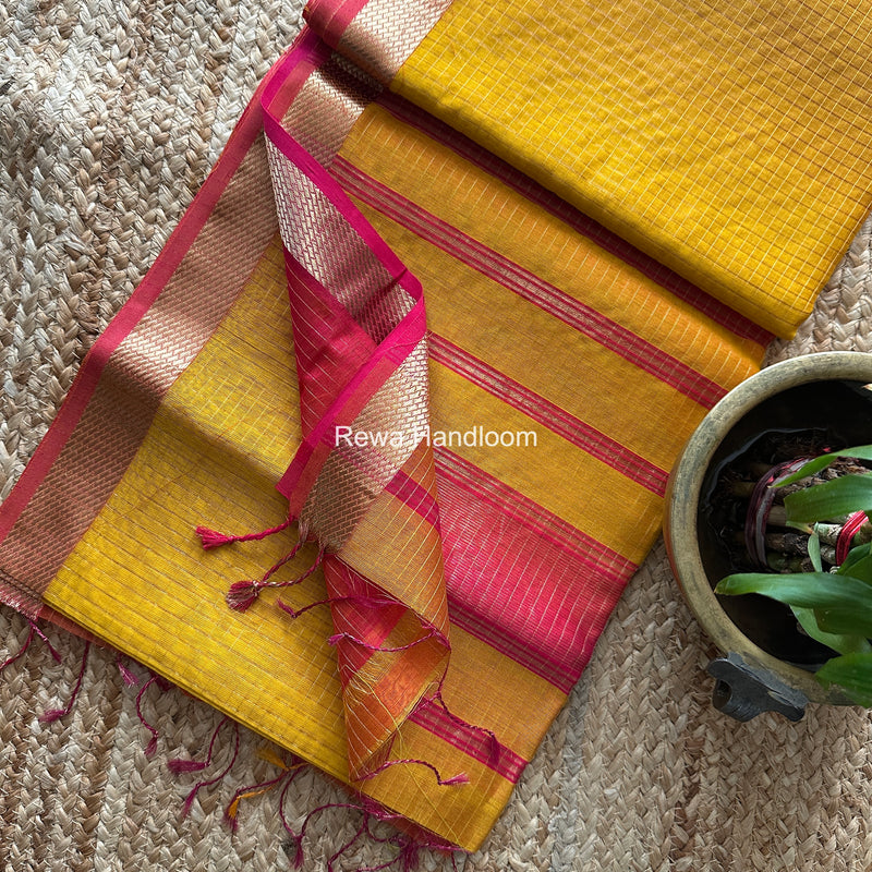 Maheshwari Zari Checks Shaded Saree
