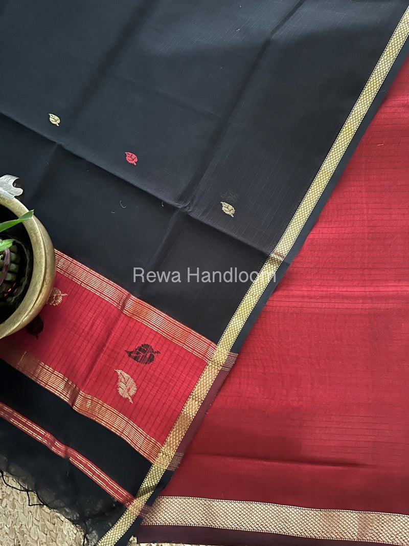 Maheshwari Red-Black Motifs Top-Dupatta Set MS0121