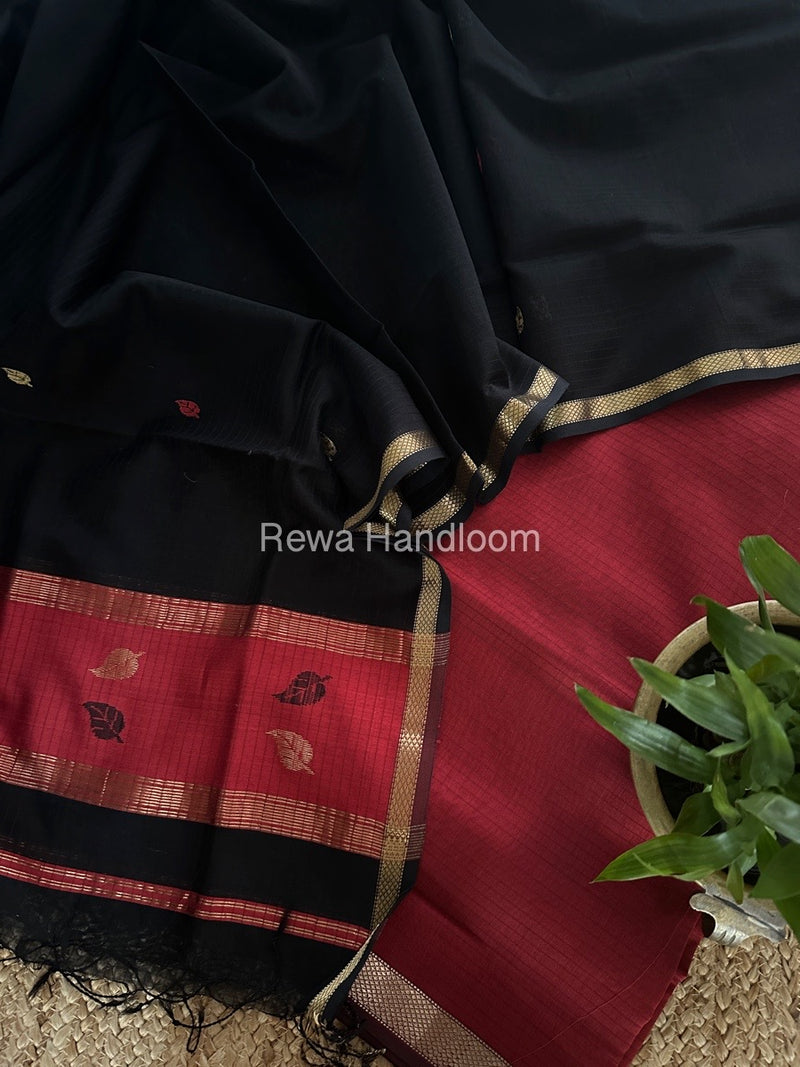 Maheshwari Red-Black Motifs Top-Dupatta Set MS0121