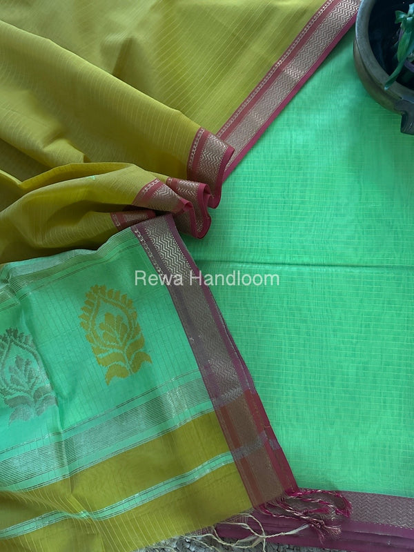 Maheshwari Motifs Top-Dupatta Set