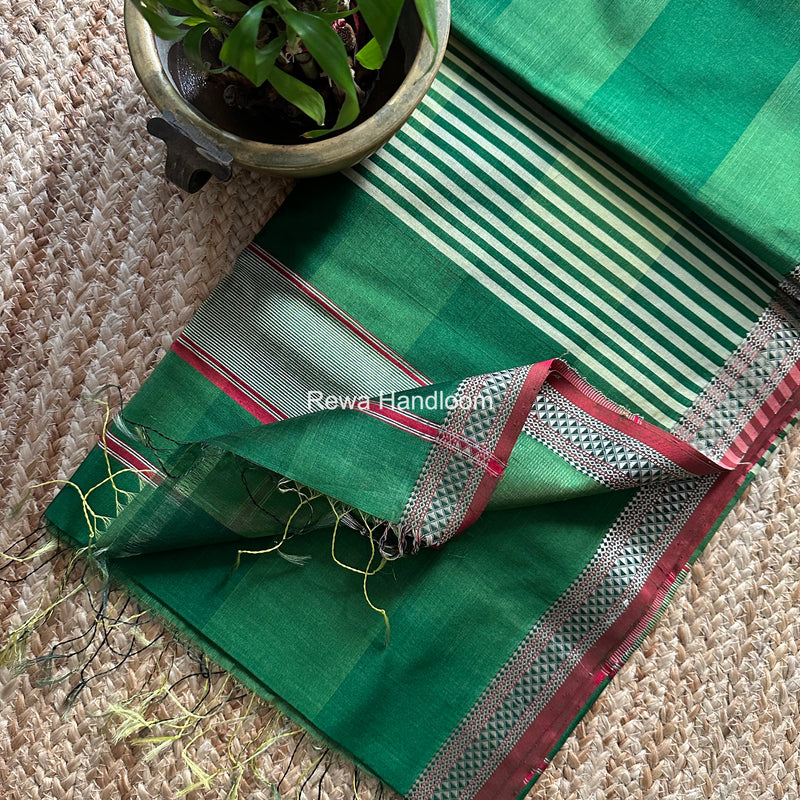 Maheshwari Shaded Plain Saree