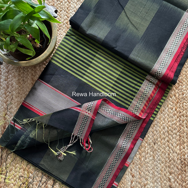 Maheshwari Shaded Plain Saree