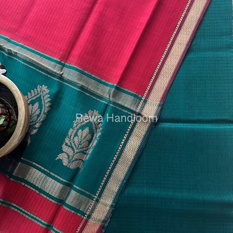 Maheshwari Green-Red Motifs Top-Dupatta Set MS0154