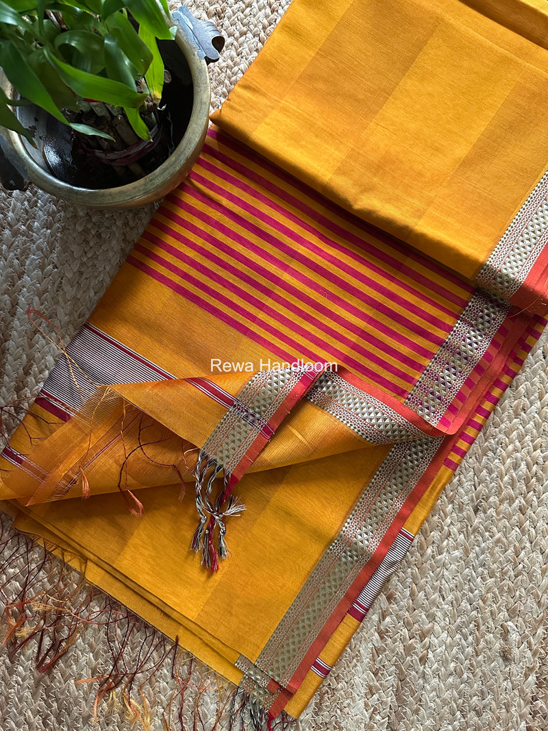 Maheshwari Shaded Plain Saree